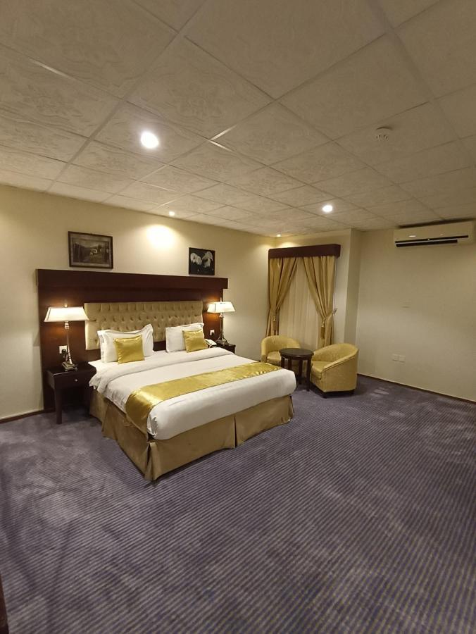 Saryet Al Hamra Hotel Apartments Jeddah Bagian luar foto