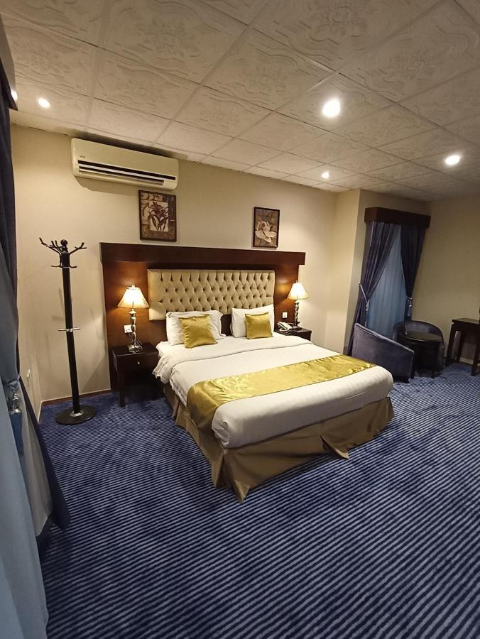 Saryet Al Hamra Hotel Apartments Jeddah Bagian luar foto