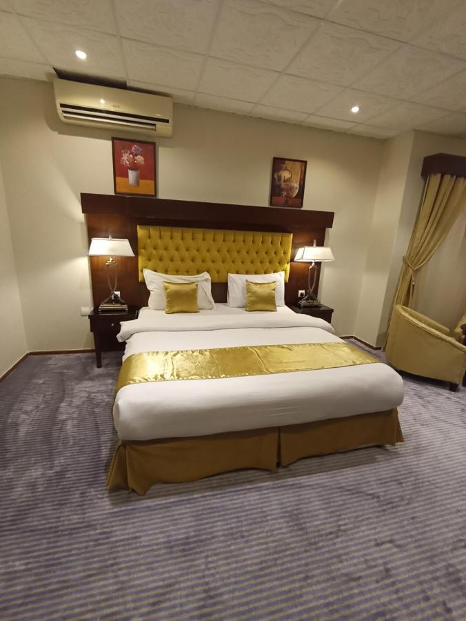 Saryet Al Hamra Hotel Apartments Jeddah Bagian luar foto