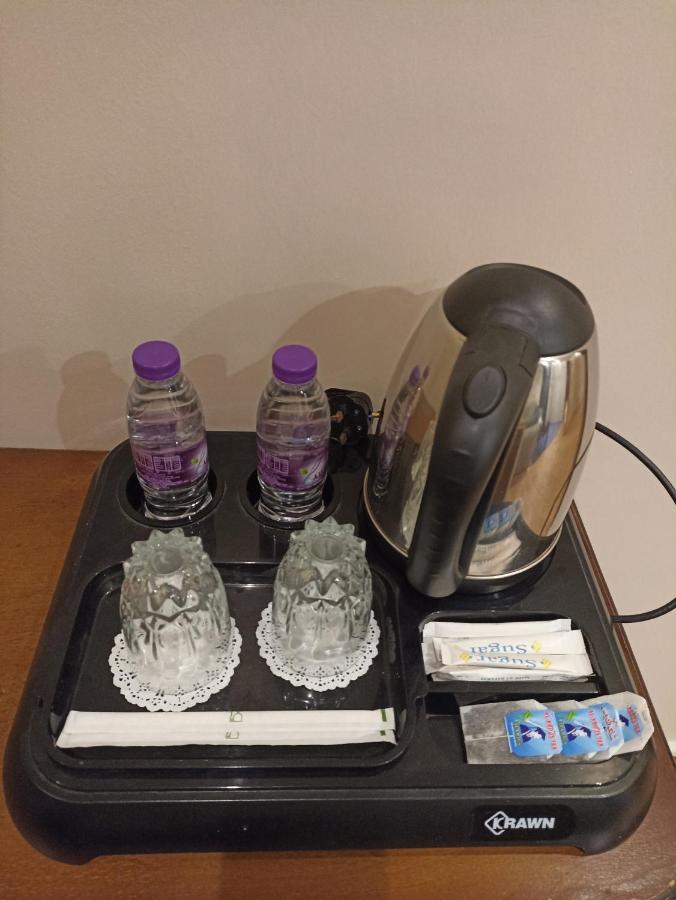 Saryet Al Hamra Hotel Apartments Jeddah Bagian luar foto